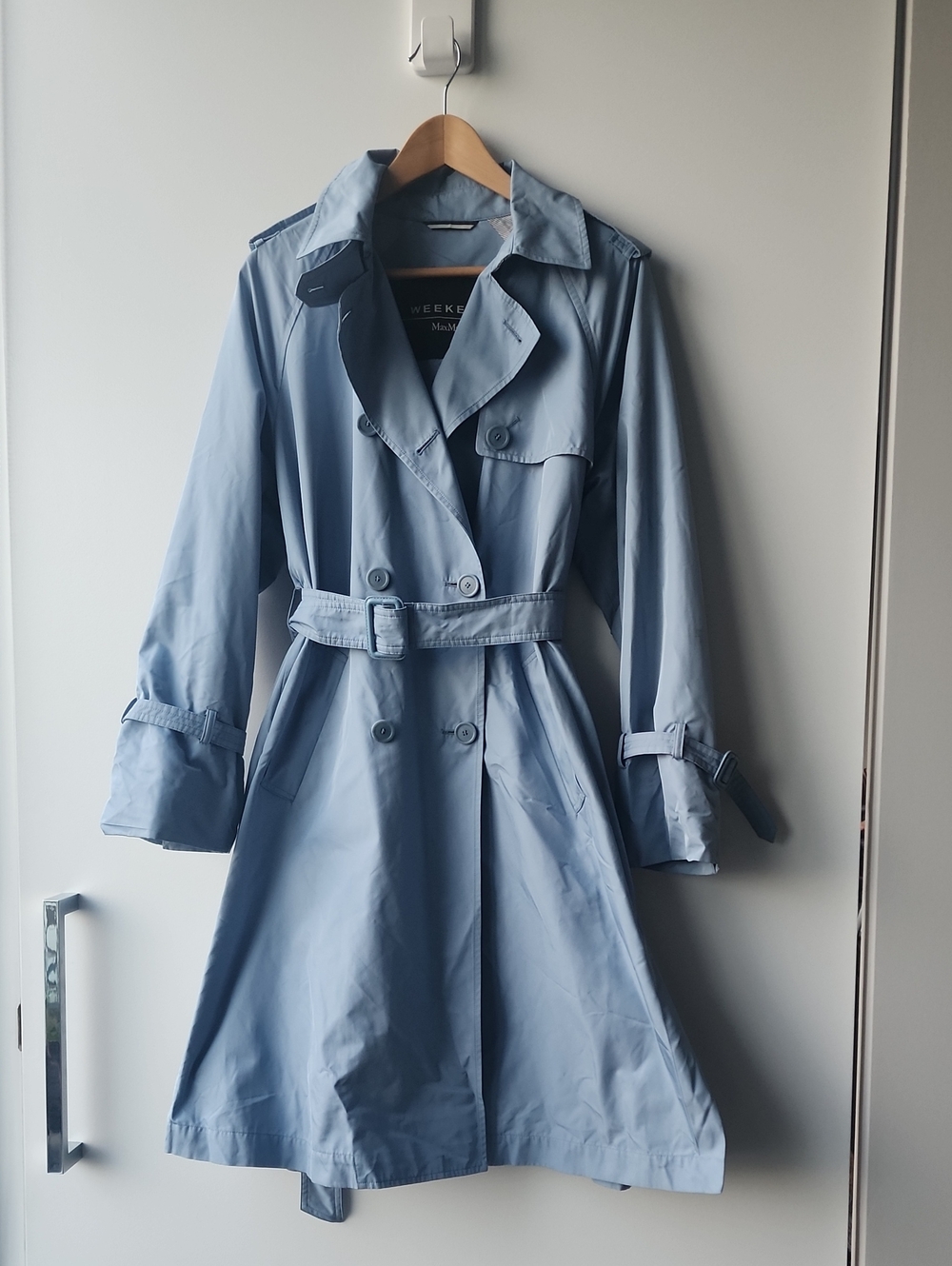 MaxMara Weekend Oversizzed Lightweight Double Breasted Belted Trench Coat